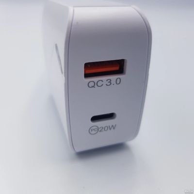 Лот: 17119582. Фото: 1. СЗУ USB/ Type-C LZ-819A+C QC 3... Зарядные устройства, блоки питания, адаптеры сетевые для смартфонов