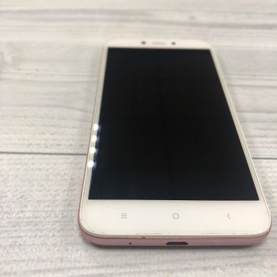 Лот: 13985083. Фото: 1. Xiaomi Redmi 5A 16Gb Rose Gold... Смартфоны
