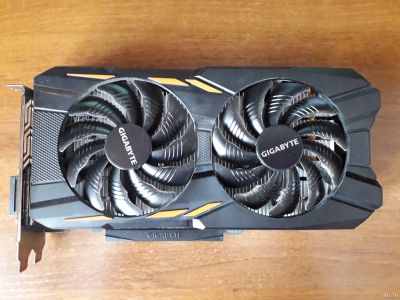 Лот: 16453998. Фото: 1. Продам видеокарту Gigabyte GeForce... Видеокарты