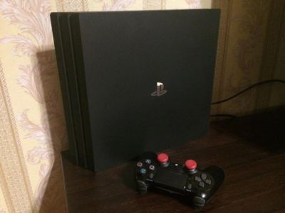 Лот: 10689897. Фото: 1. PS4 Pro. Игровые приставки, консоли