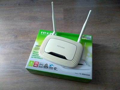 Лот: 17732923. Фото: 1. TL-WR842ND V2 Wi-Fi роутер N300. Маршрутизаторы (роутеры)