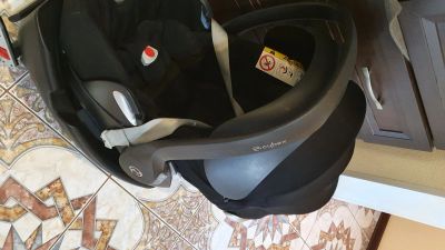 Лот: 16203974. Фото: 1. Cybex автолюлька база и переходники... Коляски