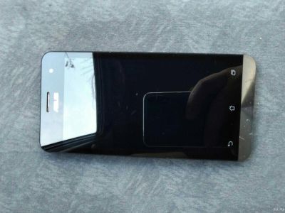 Лот: 15080639. Фото: 1. Смартфон Asus 5. Смартфоны