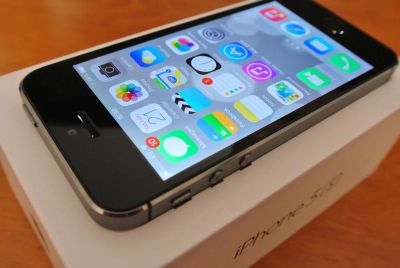 Лот: 5058943. Фото: 1. iPhone 5S 16gb Space gray. Мин... Смартфоны