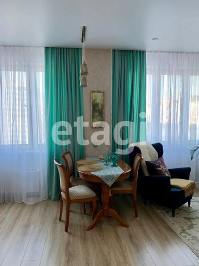 Лот: 25287427. Фото: 1. 3-комн. квартира , Красноярск... Квартиры, студии