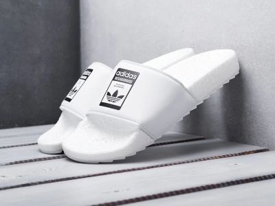 Лот: 16824953. Фото: 1. Сланцы Adidas (15330). Кеды, кроссовки, слипоны