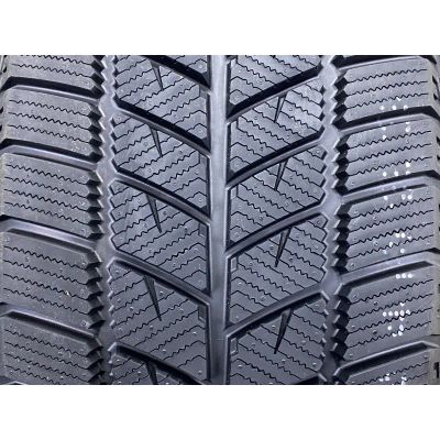 Лот: 19494339. Фото: 1. Зимняя резина 175/70 R-14 "Dynamo... Шины