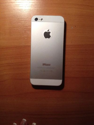 Лот: 3772377. Фото: 1. Iphone 5 32gb. Смартфоны