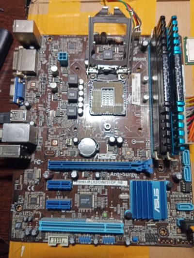 Лот: 18890709. Фото: 1. Asus p8h61-m lx2/cm6731-8/dp mb. Материнские платы