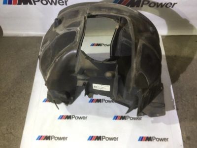 Лот: 11094543. Фото: 1. Подкрылки передние BMW E60. Кузов
