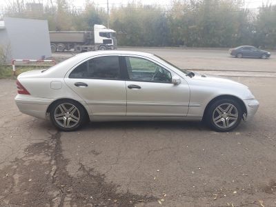 Лот: 16654243. Фото: 1. mercedes c200. Автомобили