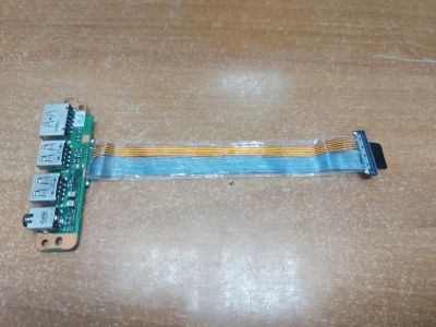 Лот: 25080436. Фото: 1. Плата с разъемами USB, Audio... Платы расширения, контроллеры, доп. порты