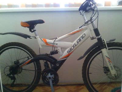 Лот: 11580105. Фото: 1. Велосипед SkyLand sports. Велосипеды