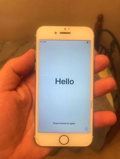 Лот: 18938279. Фото: 1. iPhone 7 32gb. Смартфоны