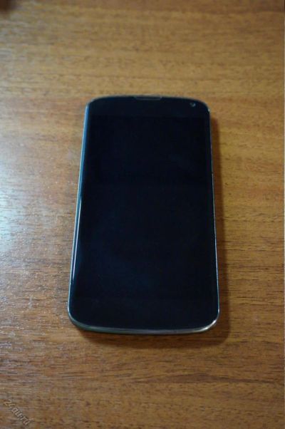 Лот: 5633178. Фото: 1. Google Nexus 4 16Gb. Смартфоны