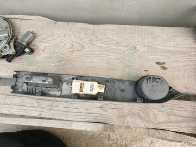 Лот: 14155625. Фото: 1. Кнопка стеклоподьемника toyota... Электрооборудование