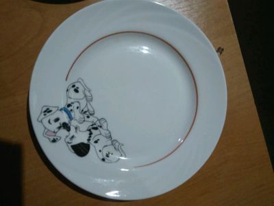 Лот: 9726128. Фото: 1. Тарелка с долматинцами. Тарелки, блюда, салатники