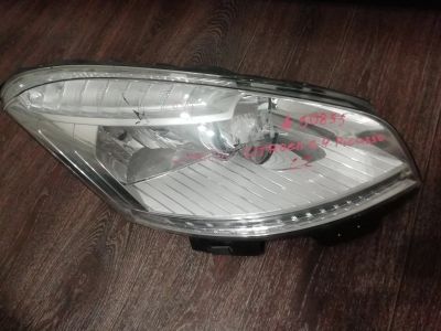 Лот: 15681285. Фото: 1. Фара правая Сitroen C4 picasso. Оптика и освещение