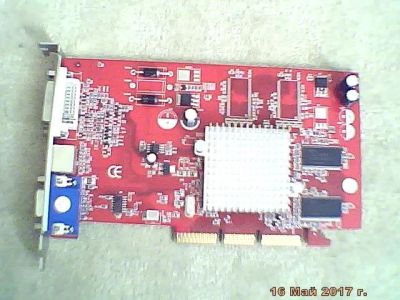 Лот: 9675706. Фото: 1. Видеокарта ati radeon 9200 se. Видеокарты