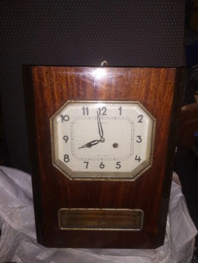 Лот: 19898974. Фото: 1. Настенные маятниковые часы с боем... Часы настенные, настольные