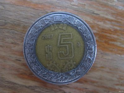Лот: 18062045. Фото: 1. Мексика 5 песо 2007 года. Биметалл... Америка