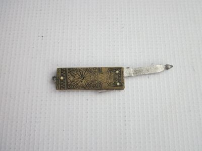 Лот: 20968122. Фото: 1. Маникюрник поломанный (СССР). Предметы интерьера и быта