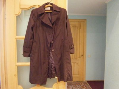 Лот: 8042673. Фото: 1. Продам плащ фиолетовый в отличном... Верхняя одежда