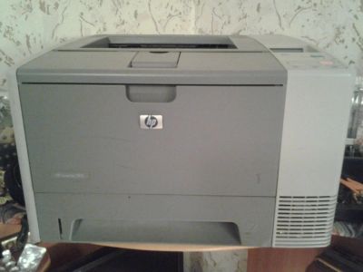 Лот: 4846001. Фото: 1. продам принтер hp2410. Лазерные принтеры