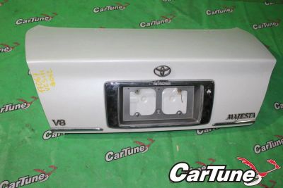 Лот: 10597947. Фото: 1. крышка багажника toyota crown... Кузов