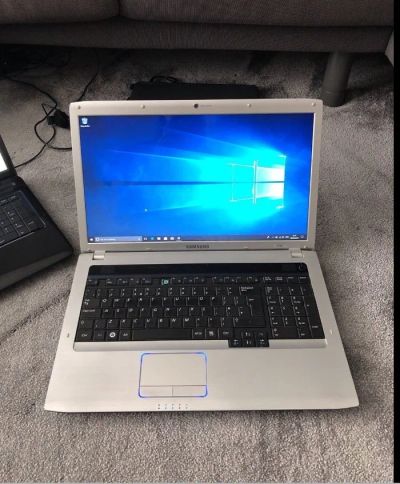 Лот: 14950081. Фото: 1. Samsung R730 в разборе. Матрицы... Комплекты запчастей