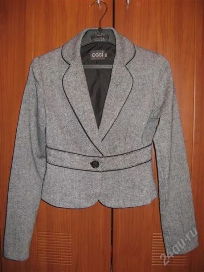 Лот: 1212634. Фото: 1. Серый пиджак OGGI р.44 почти новый. Пиджаки, жакеты, жилеты