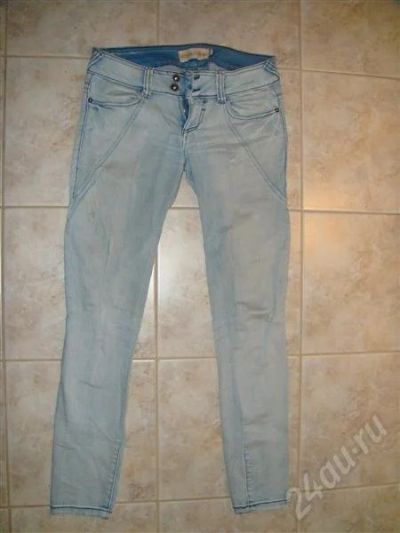 Лот: 434032. Фото: 1. Ждинсы BERSHKA. Брюки, шорты