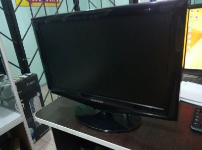 Лот: 10272060. Фото: 1. Телевизор Samsung LE22B350F2W... Телевизоры