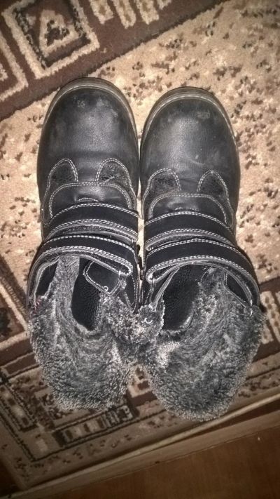 Лот: 10664497. Фото: 1. ботинки зимние 36р. Ботинки