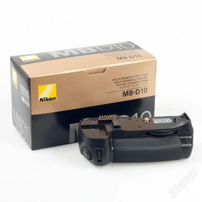 Лот: 2232846. Фото: 1. Батарейная рукоятка Nikon MB-D10... Батарейные блоки, ручки
