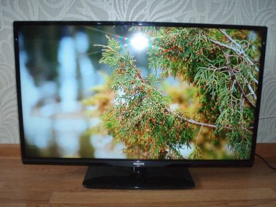 Лот: 25080459. Фото: 1. LCD телевизор 32" Philips 32PFL3188... Телевизоры