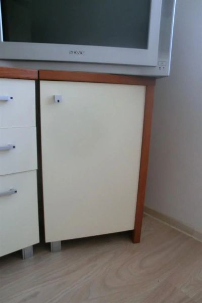 Лот: 3165803. Фото: 1. Шкаф малый. Гостиные, стенки, горки