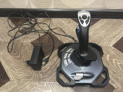 Лот: 16250363. Фото: 1. Джойстик (штурвал) Logitech Force... Рули, джойстики