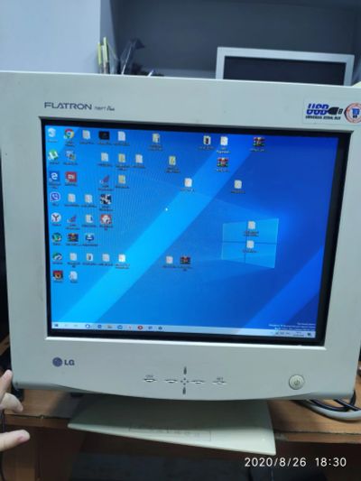 Лот: 16429990. Фото: 1. Монитор LG Flatron 795FT Plus. ЭЛТ-мониторы