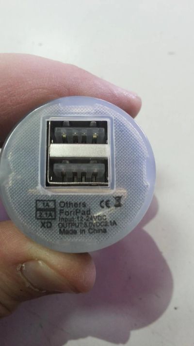 Лот: 6932709. Фото: 1. USB автозарядка12V 1- 2.1А на... Электроприборы