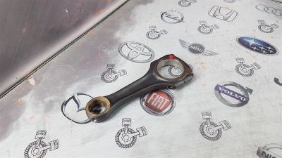 Лот: 23587907. Фото: 1. Шатун Mercedes G400 CDI OM628... Двигатель и элементы двигателя