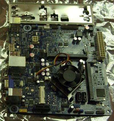 Лот: 5694889. Фото: 1. Материнская плата с современным... Компьютеры в сборе