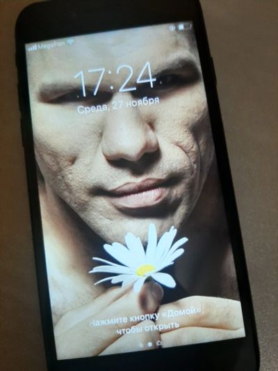 Лот: 15089259. Фото: 1. iphone 7. Смартфоны