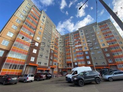 Лот: 20032570. Фото: 1. 2-комнатная квартира на ул. 40... Квартиры, студии