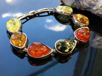 Лот: 17830519. Фото: 1. Браслет Янтарь. Браслеты