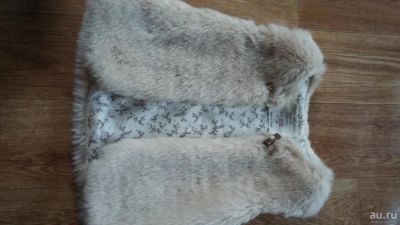 Лот: 10308410. Фото: 1. Жилетка Zara. Другое (одежда и аксессуары)
