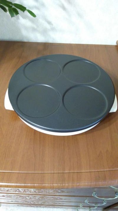 Лот: 10246817. Фото: 1. Продам новую блинницу Tefal. Кухонная