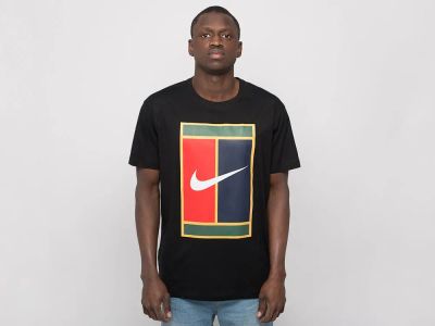 Лот: 24975061. Фото: 1. Футболка Nike. Футболки, поло
