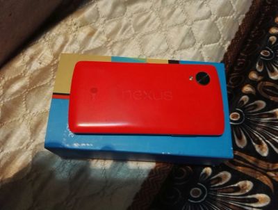 Лот: 8520344. Фото: 1. Nexus 5 Срочно. Кнопочные мобильные телефоны