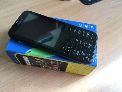Лот: 9978680. Фото: 1. Nokia 225 , хорошое состояние... Кнопочные мобильные телефоны